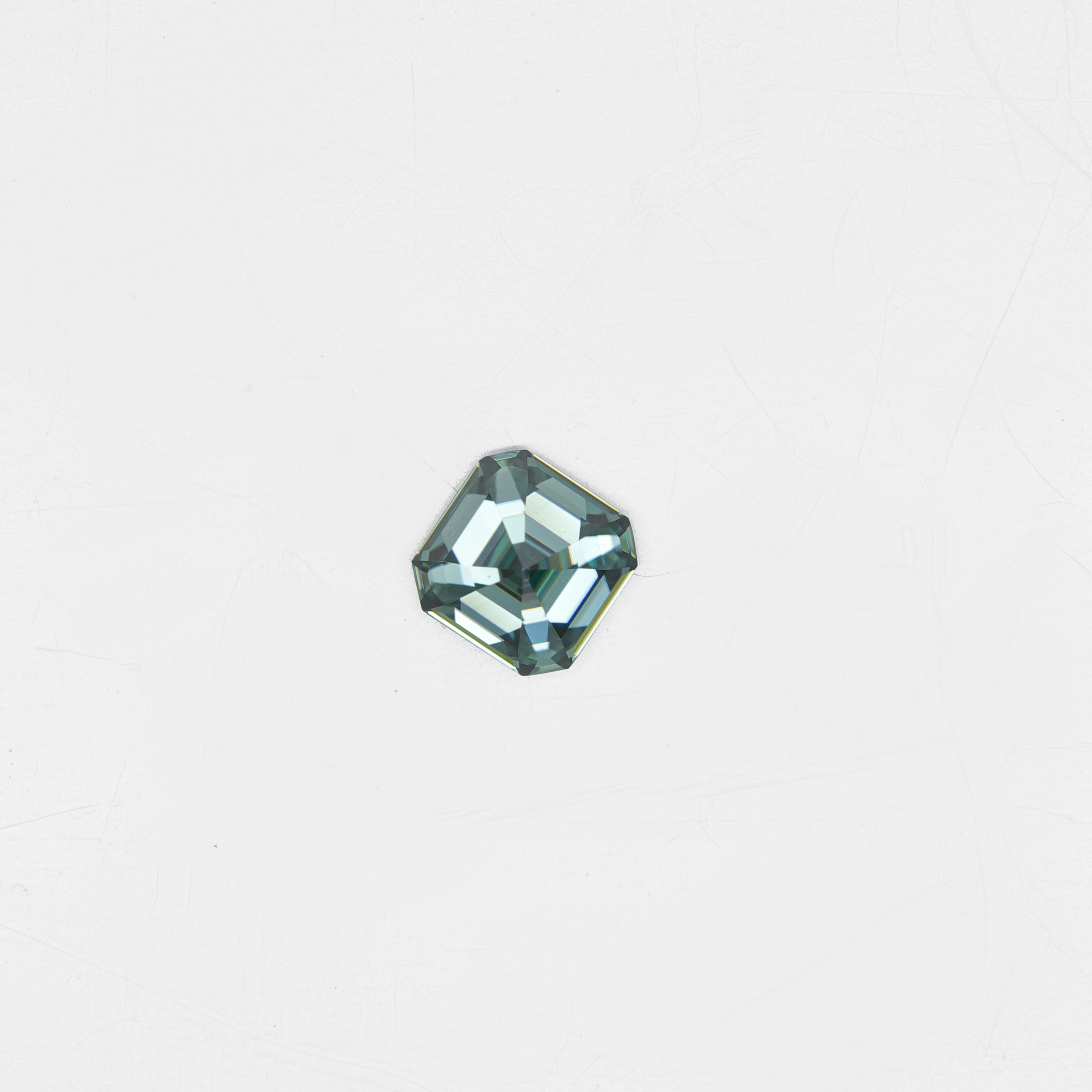 Taglio del cuscino sintetico Moissanite VVS all'ingrosso della fabbrica Pietra Moissanite verde DEF