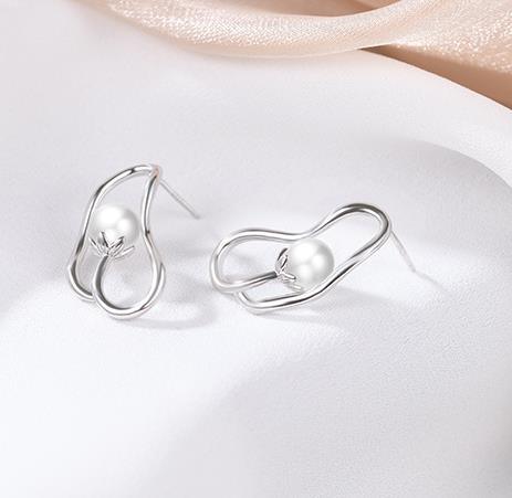 Orecchini a forma speciale Orecchini di perle da donna placcati in argento sterling 925