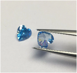 Commercio all'ingrosso di pietre preziose sintetiche con diamanti sciolti a forma di moissanite con taglio a cuore color blu VVS