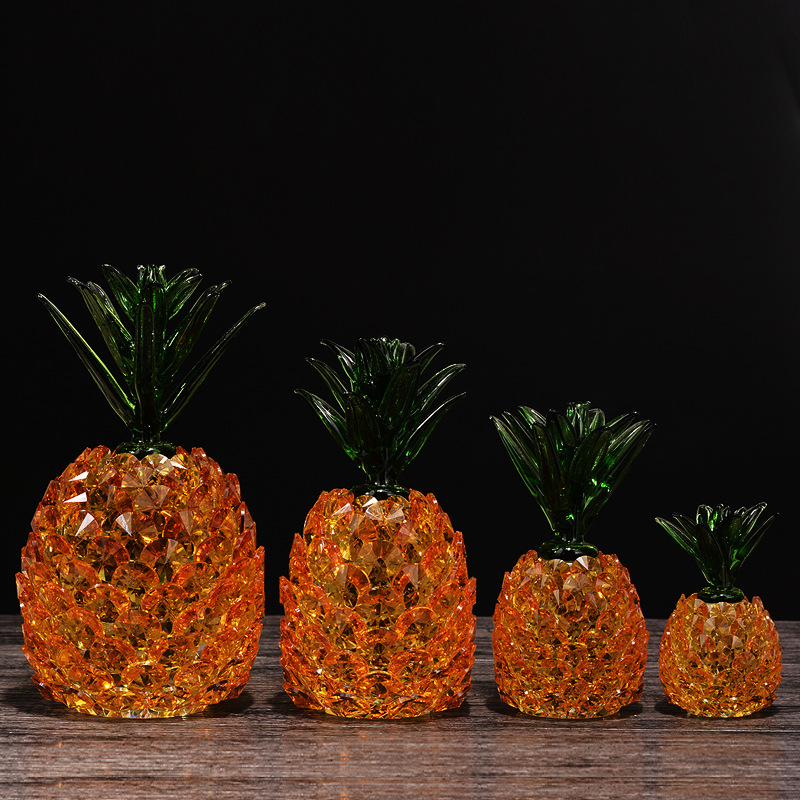 Decorazione della casa Ornamenti di cristallo Ruyi Ananas Portico Armadietto del vino Ornamenti di cristallo artificiale Regalo all'ingrosso