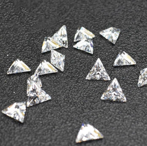 Moissanite sintetica VVS di alta qualità con taglio a triangolo da 9,0 mm D Colore 3EX Prezzo all'ingrosso di fabbrica Moissanite sintetica