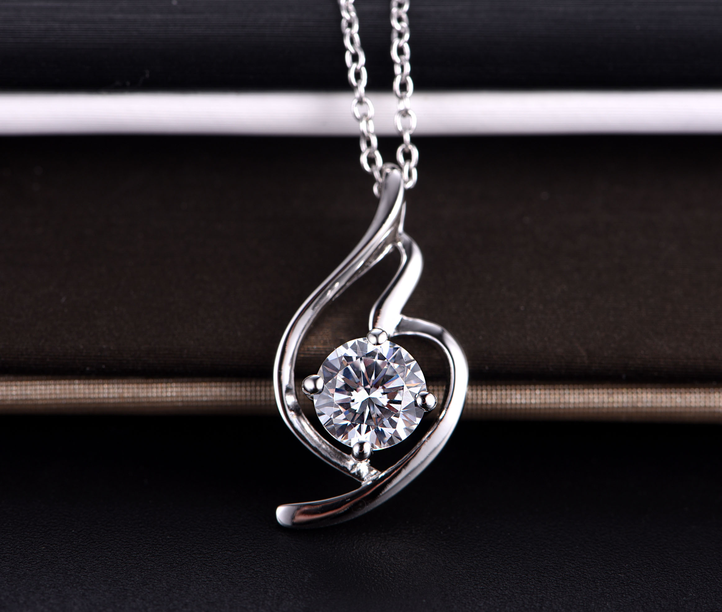 Gioielli di moda premium Collana personalizzata in argento sterling 925 con pietra Moissanite