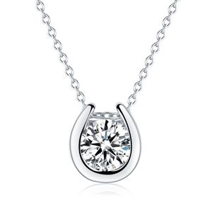 Ciondolo moissanite placcato platino in argento sterling 925 alla moda e raffinato