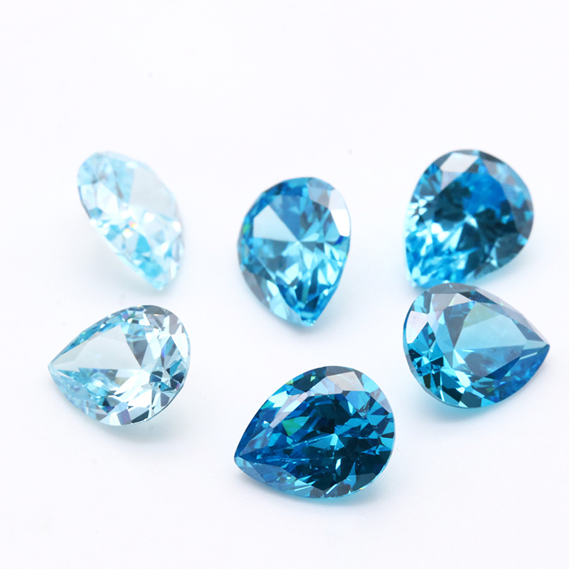 Cubic Zirconia VVS a forma di pera blu caldo 3A