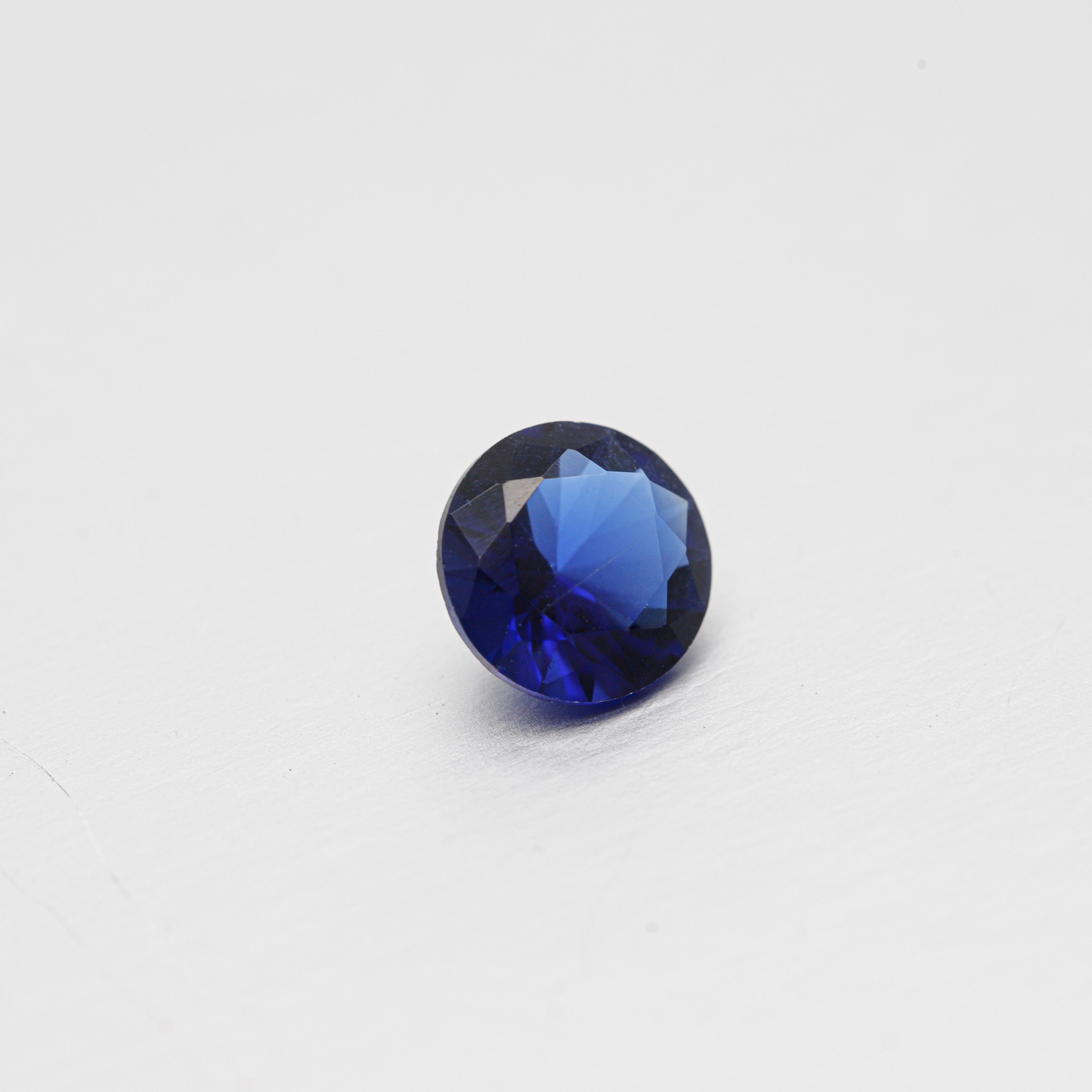 Moissanite blu a taglio brillante rotondo DEF di alta qualità per la creazione di gioielli