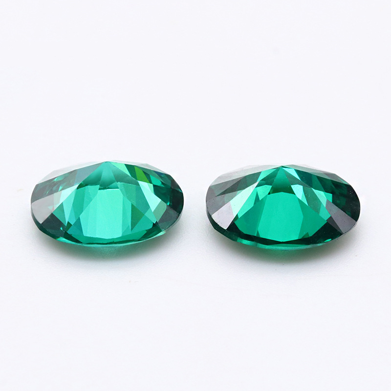 VVS Verde 5A Ovale 3EX Cubic Zirconia