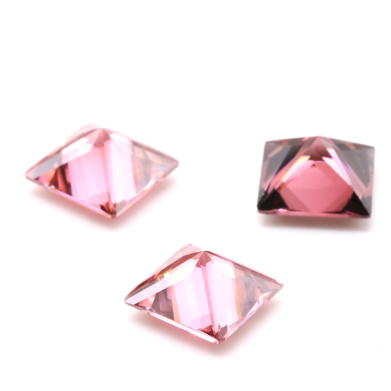 Commercio all'ingrosso della fabbrica 3EX Light Carmine VVS Princess Cubic Zirconia