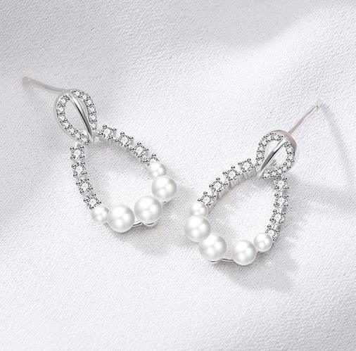 Eleganti orecchini da donna in argento sterling 925 con perle moissanite placcate oro