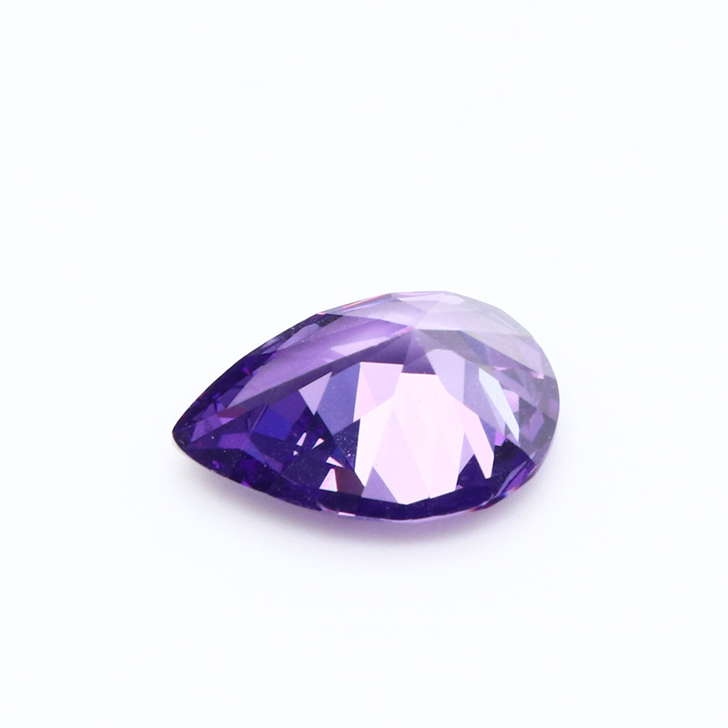 3EX D VVS Cubic Zirconia taglio pera viola scuro