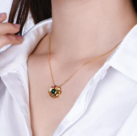 Collana con ciondolo femminile in oro 18 carati con rubino smeraldo tondo, gioielli squisiti