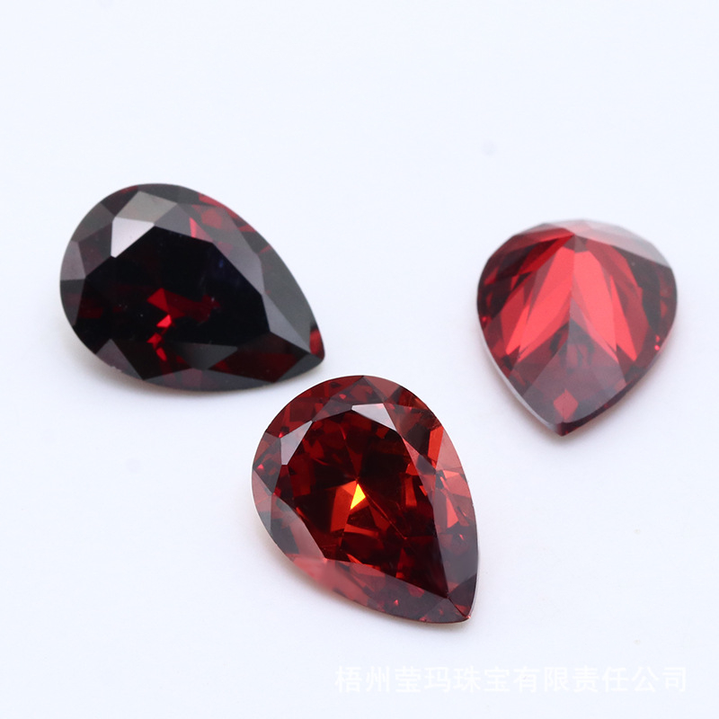 3EX D VVS Cubic Zirconia Taglio Pera Rosso Scuro