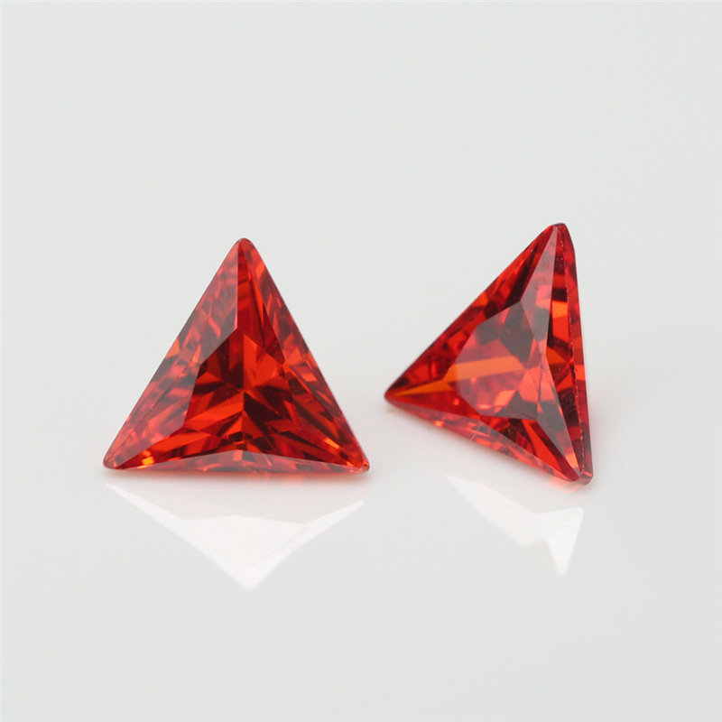 5A Red Manufacturing Triangolo all'ingrosso Cubic Zirconia per gioielli