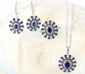 Charm Sapphire Collana con ciondolo in argento sterling 925 con zaffiro taglio ovale